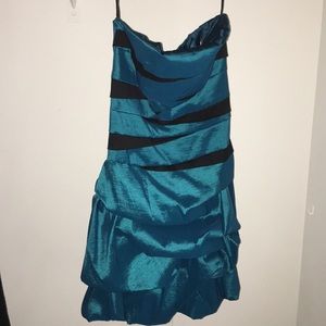 Formal blue strapless dress